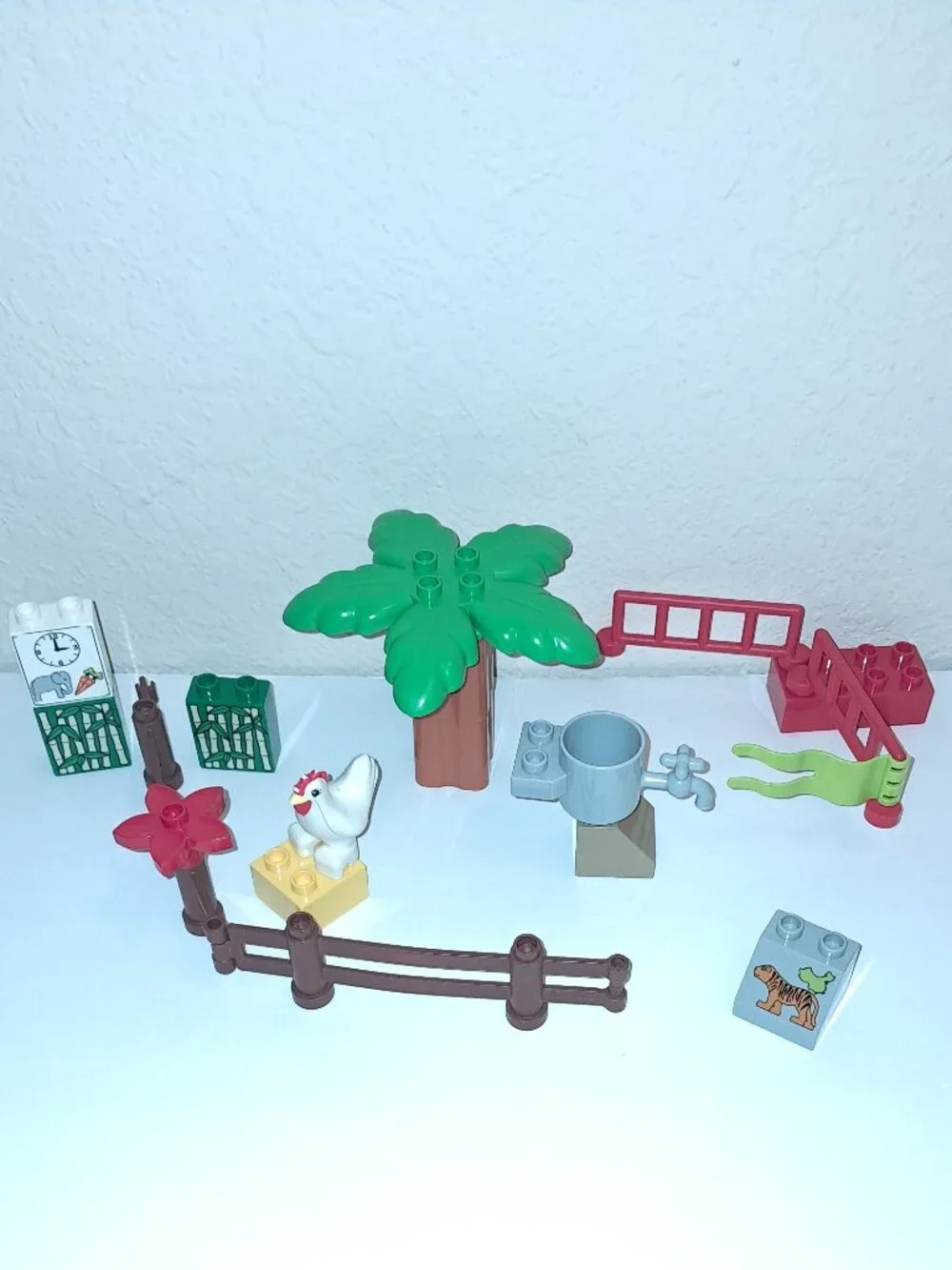 Incomplete Set of LEGO DUPLO VILLE 5635 Big City Zoo Preschool Building Toy